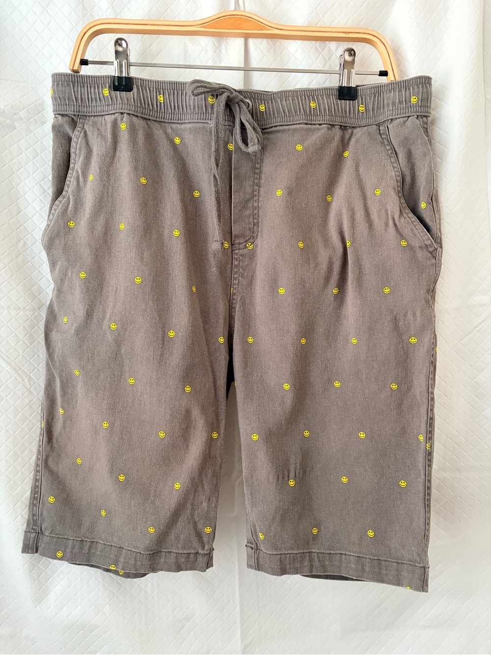 Modern Culture Drawstring Shorts in Gray with Yellow happy face